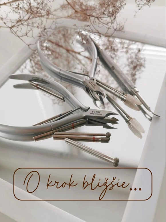Vizualna identita nailounge salon
